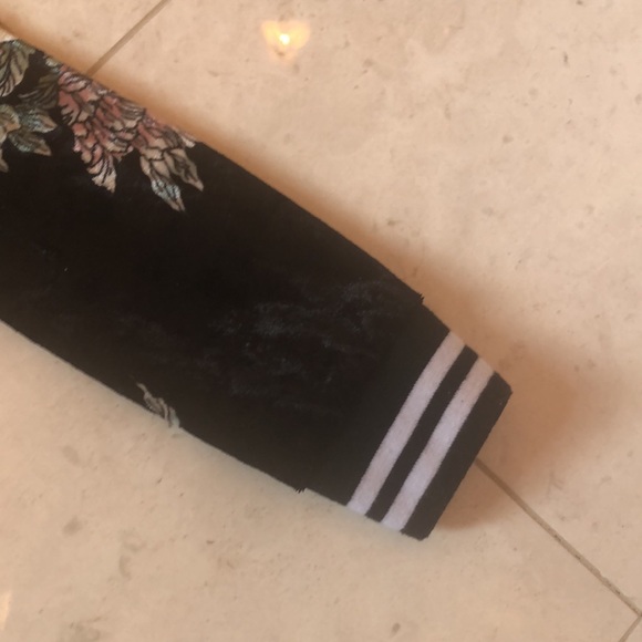 Newbury Kustom floral bomber jacket - Picture 5 of 5